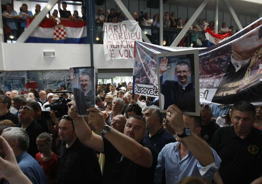 Zagreb, 06.06.2014 - Dario Kordic stigao u Zagreb nakon sto je pusten iz haskog zatvora odsluzivsi dvije trecine kazne