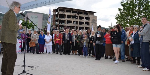 Obraćanje Esada Bajtala prosvjednicima u Mostaru, 1. svibnja 2014.